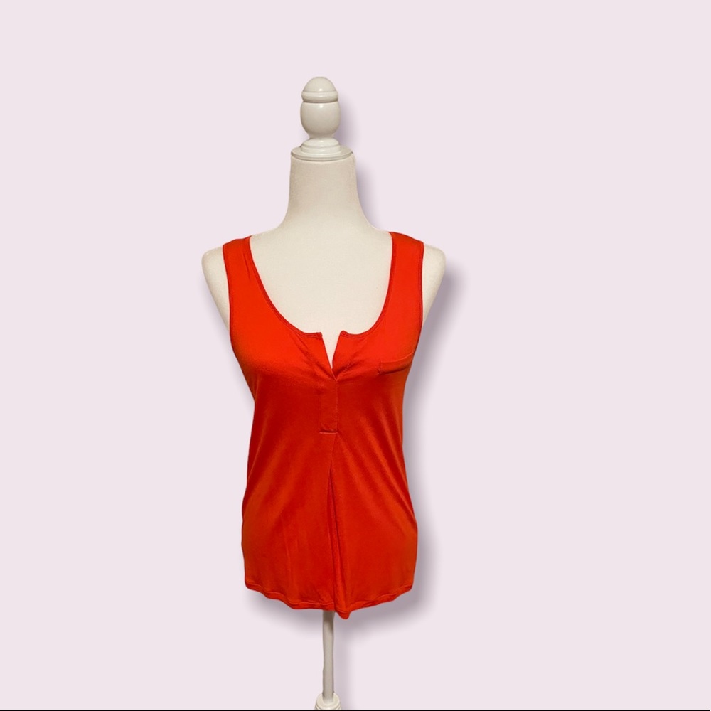 💜 Ann Taylor Sleeveless Top